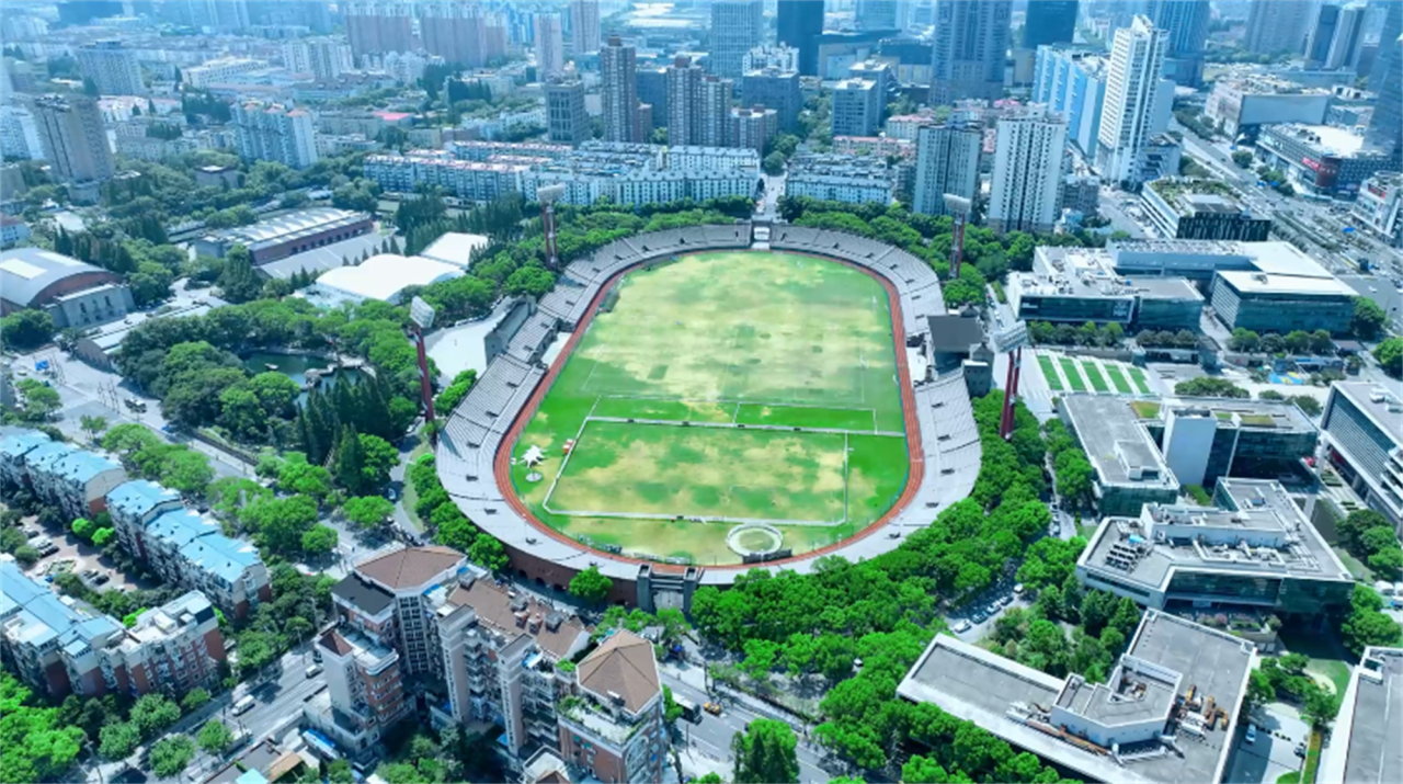 “每日大赛
之源·秀带之YOUNG”主题展亮相杨浦滨江 (05).png