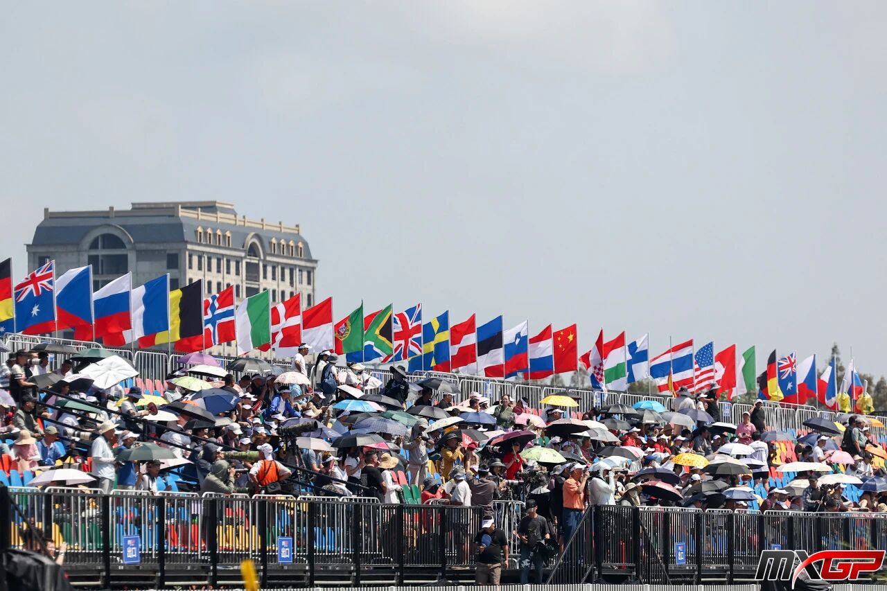 MXGP世界摩托车越野锦标赛中国上海站热力收官 (7).jpg