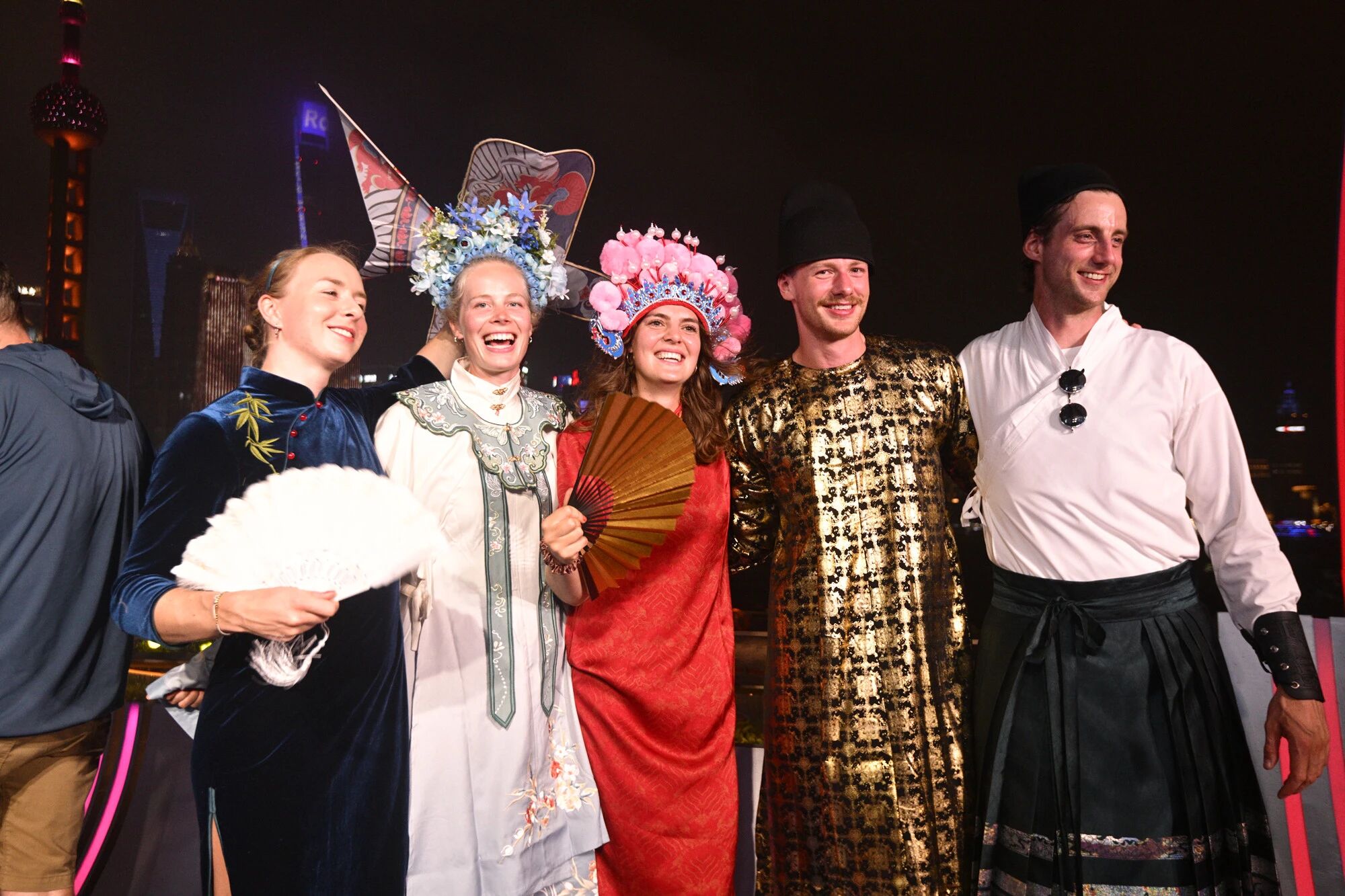 2025世界赛艇锦标赛在沪闭幕 海内外赛艇健儿难忘上海时刻 (28).jpg