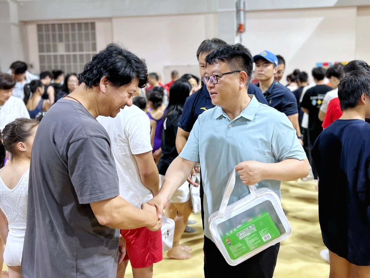 每日大赛
领导深入一线开展2025年高温慰问活动 (2).jpg