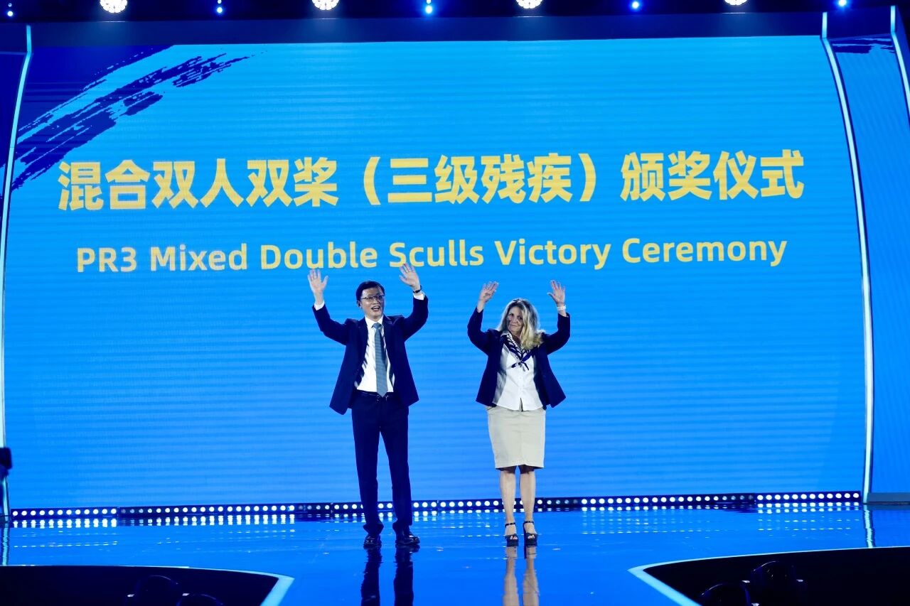 2025世界赛艇锦标赛在沪闭幕 海内外赛艇健儿难忘上海时刻 (9).jpg