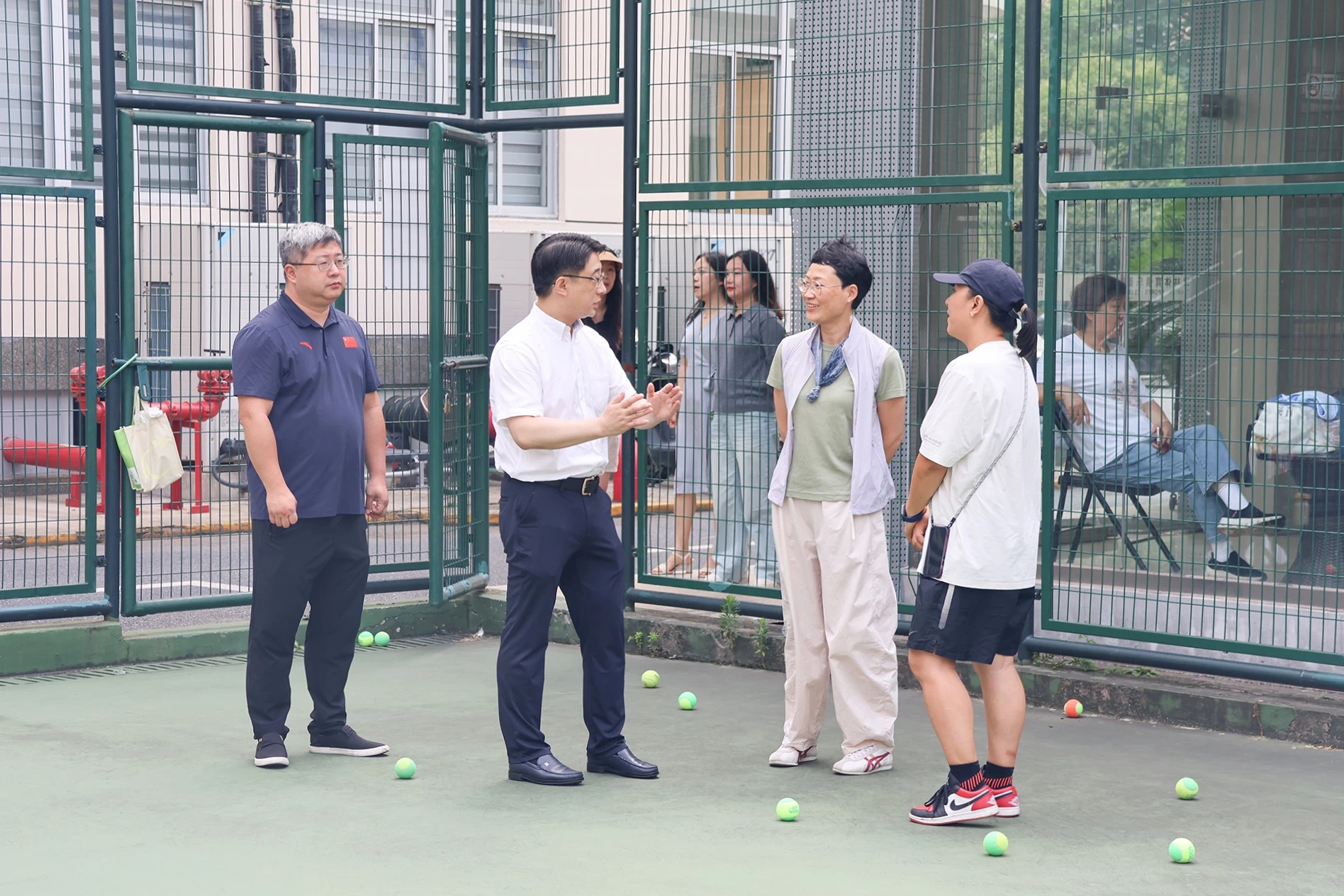 每日大赛
领导深入一线开展2025年高温慰问活动 (13).jpg