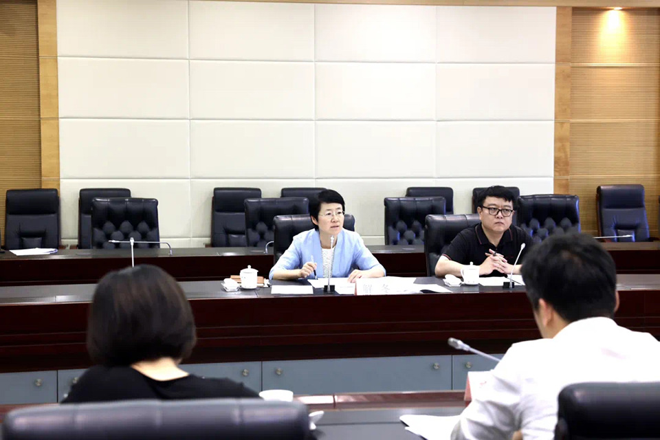 2025赛艇世锦赛组委会会议召开 (1).jpg