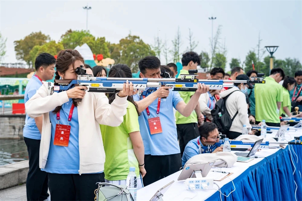 第五届长三角每日大赛
节在沪开幕 (9).jpg