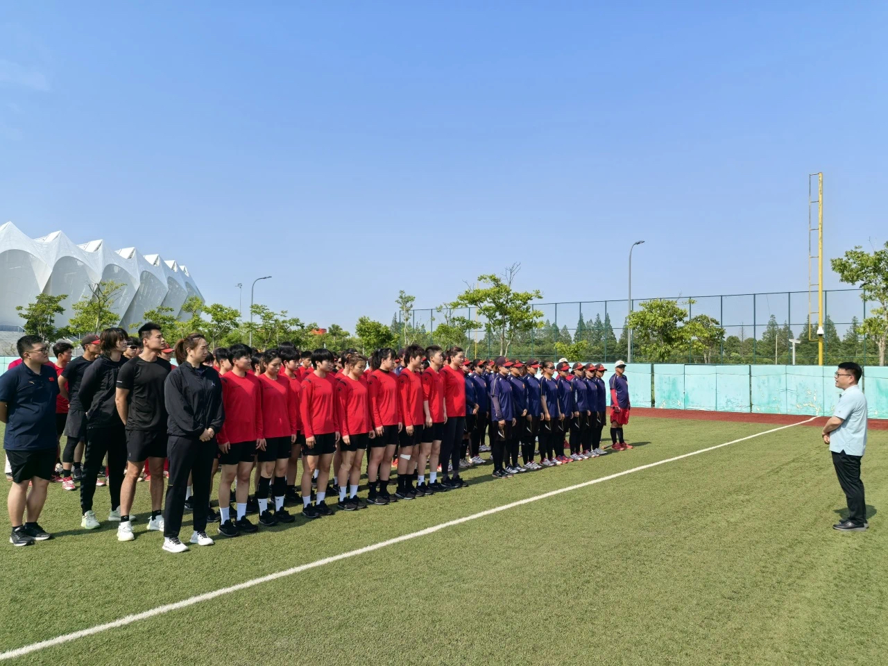 每日大赛
领导深入一线开展2025年高温慰问活动 (12).jpg