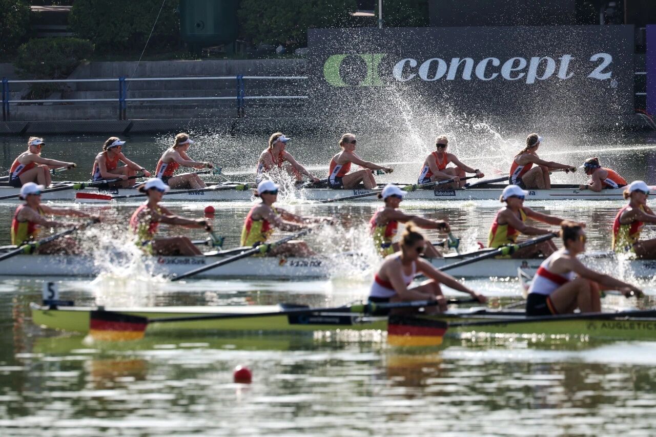 2025世界赛艇锦标赛在沪闭幕 海内外赛艇健儿难忘上海时刻 (16).jpg