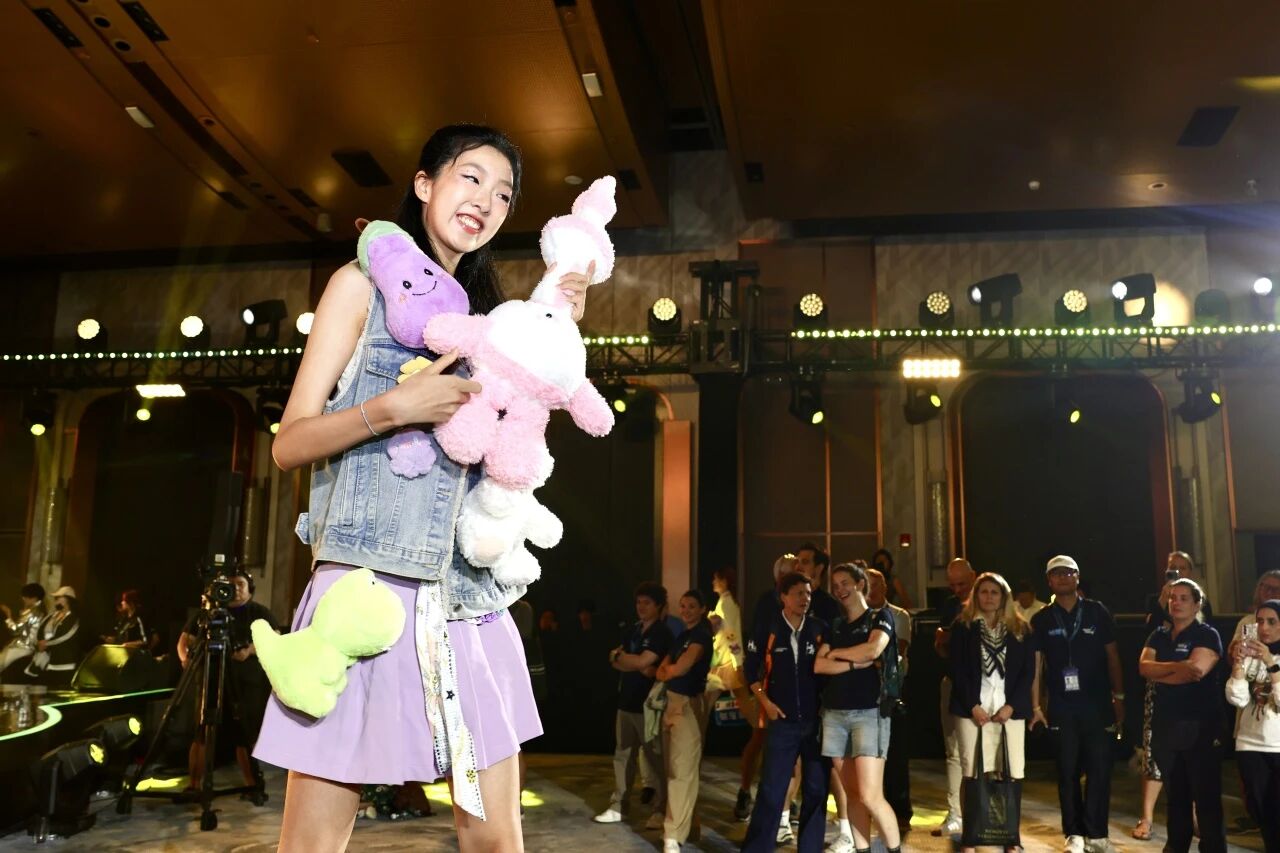 2025世界赛艇锦标赛在沪闭幕 海内外赛艇健儿难忘上海时刻 (32).jpg