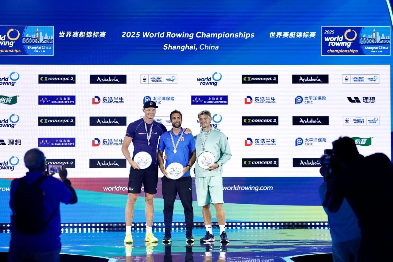 2025世界赛艇锦标赛在沪闭幕 海内外赛艇健儿难忘上海时刻 (8).jpg