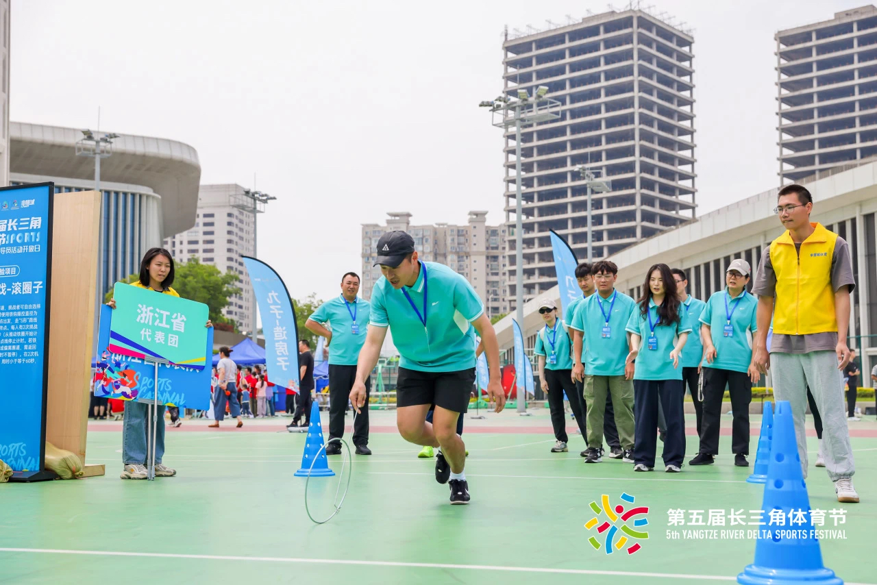第五届长三角每日大赛
节在沪开幕 (14).jpg