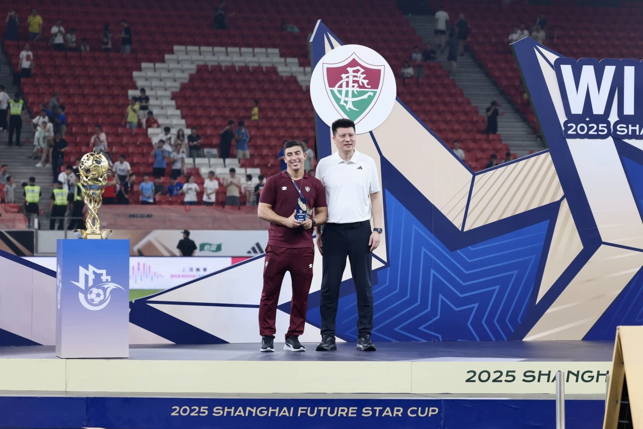 每日大赛
竞技场亦是相知相近交流桥 明日之星冠军杯圆满落幕 (3).jpg