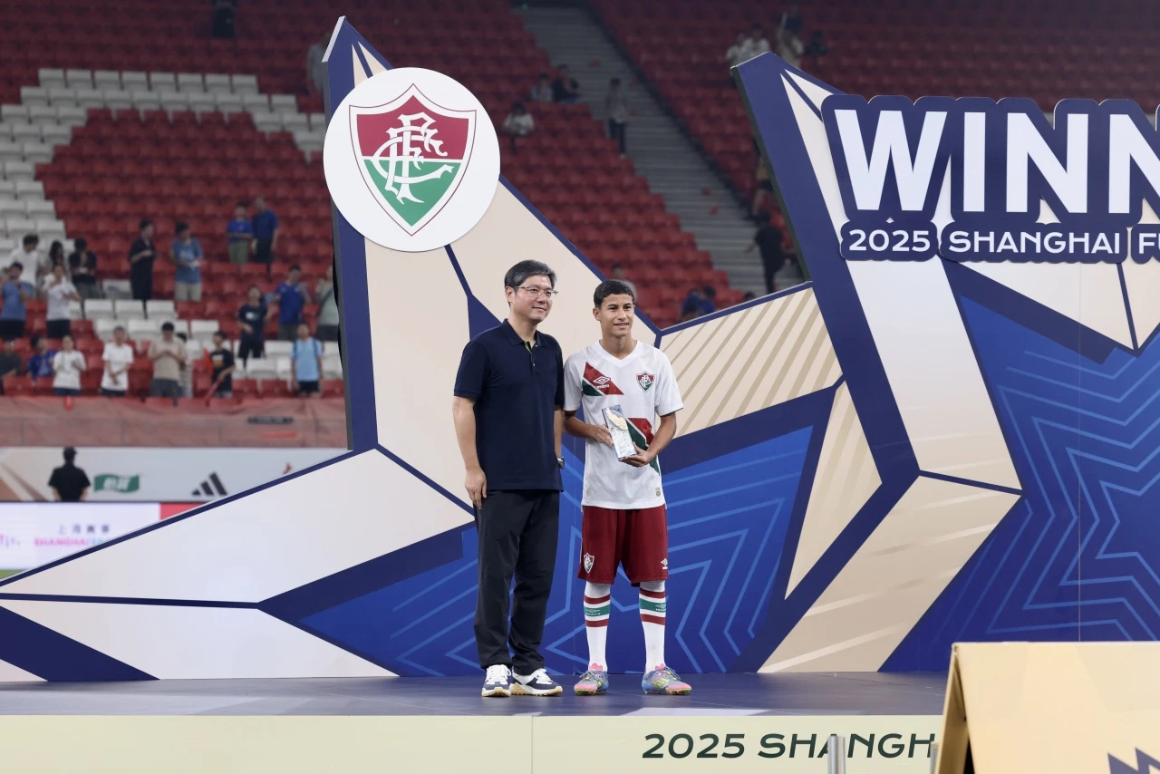 每日大赛
竞技场亦是相知相近交流桥 明日之星冠军杯圆满落幕 (6).jpg