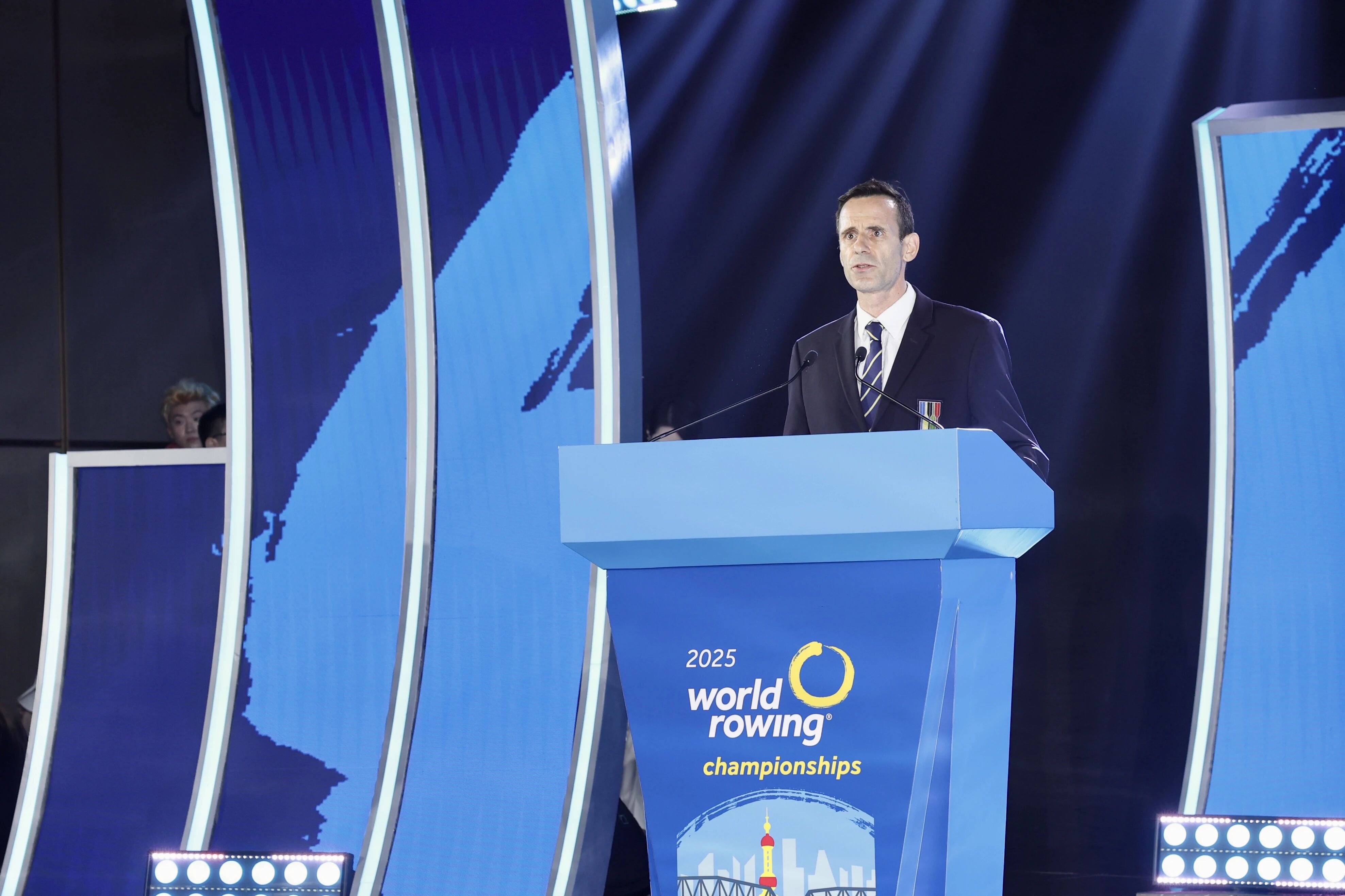 2025世界赛艇锦标赛在沪闭幕 海内外赛艇健儿难忘上海时刻 (13).jpg