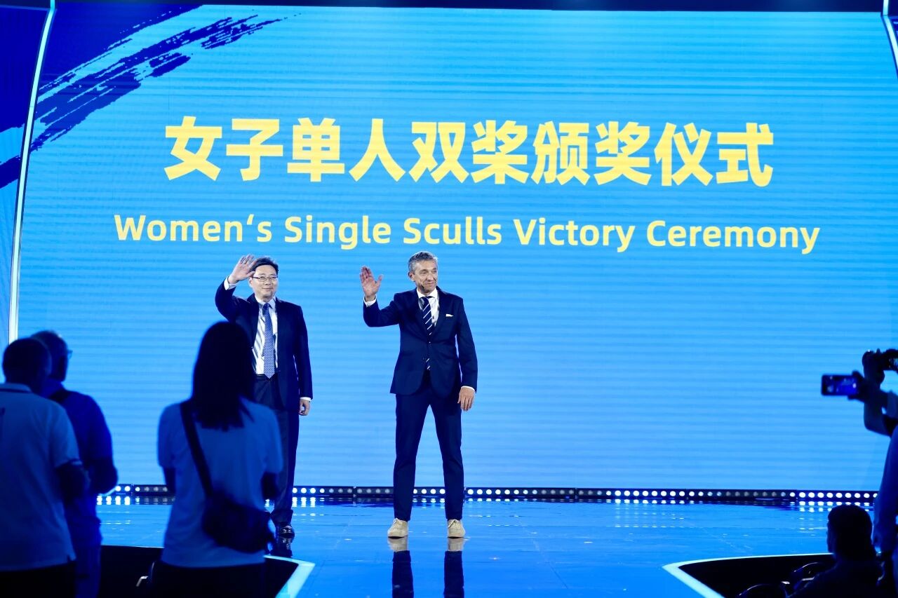 2025世界赛艇锦标赛在沪闭幕 海内外赛艇健儿难忘上海时刻 (5).jpg