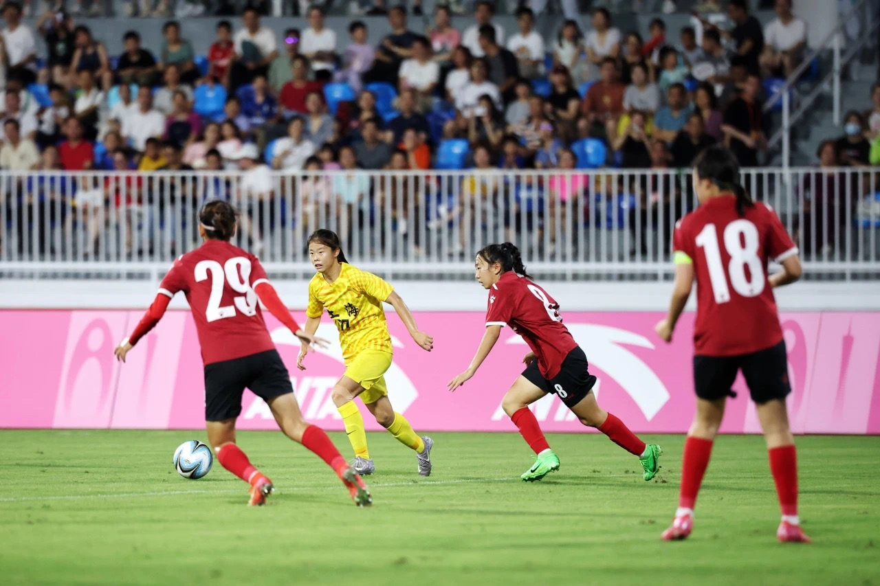 上海U16女足4:1战胜山东 挺进十五运会竞体项目首场决赛.png