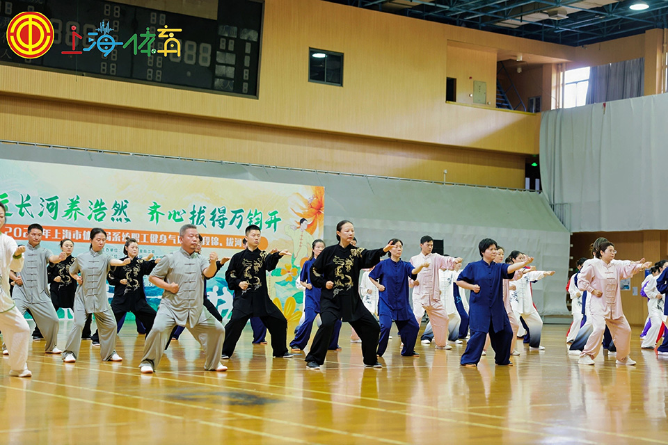 每日大赛
系统举行职工健身气功八段锦、拔河比赛 (6).jpg