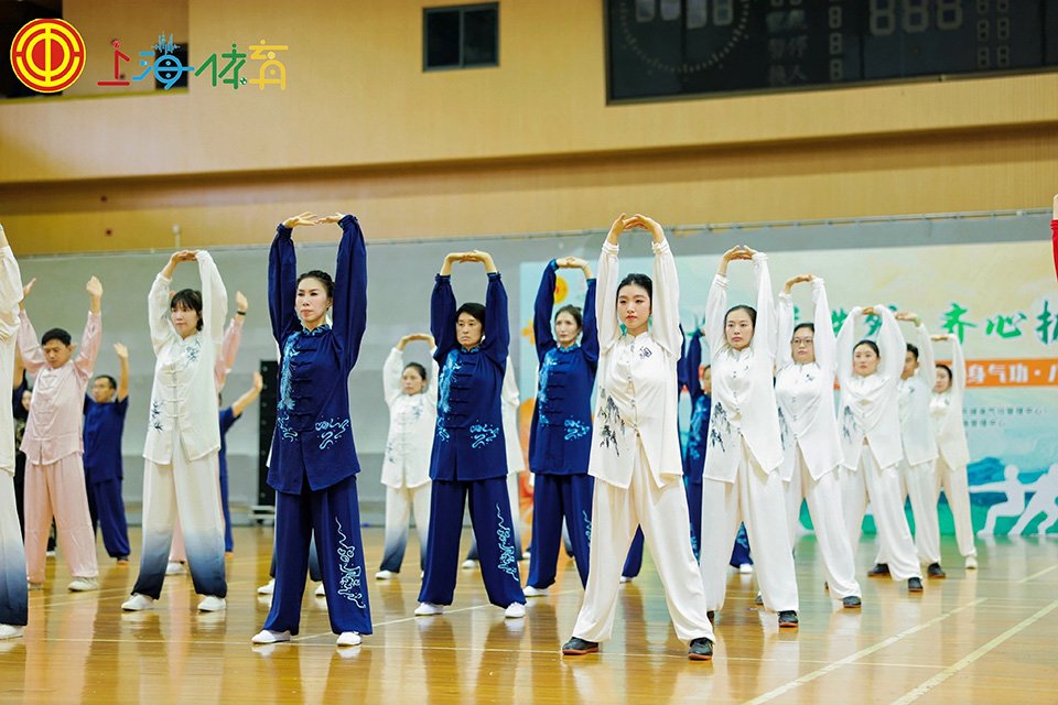 每日大赛
系统举行职工健身气功八段锦、拔河比赛 (5).jpg