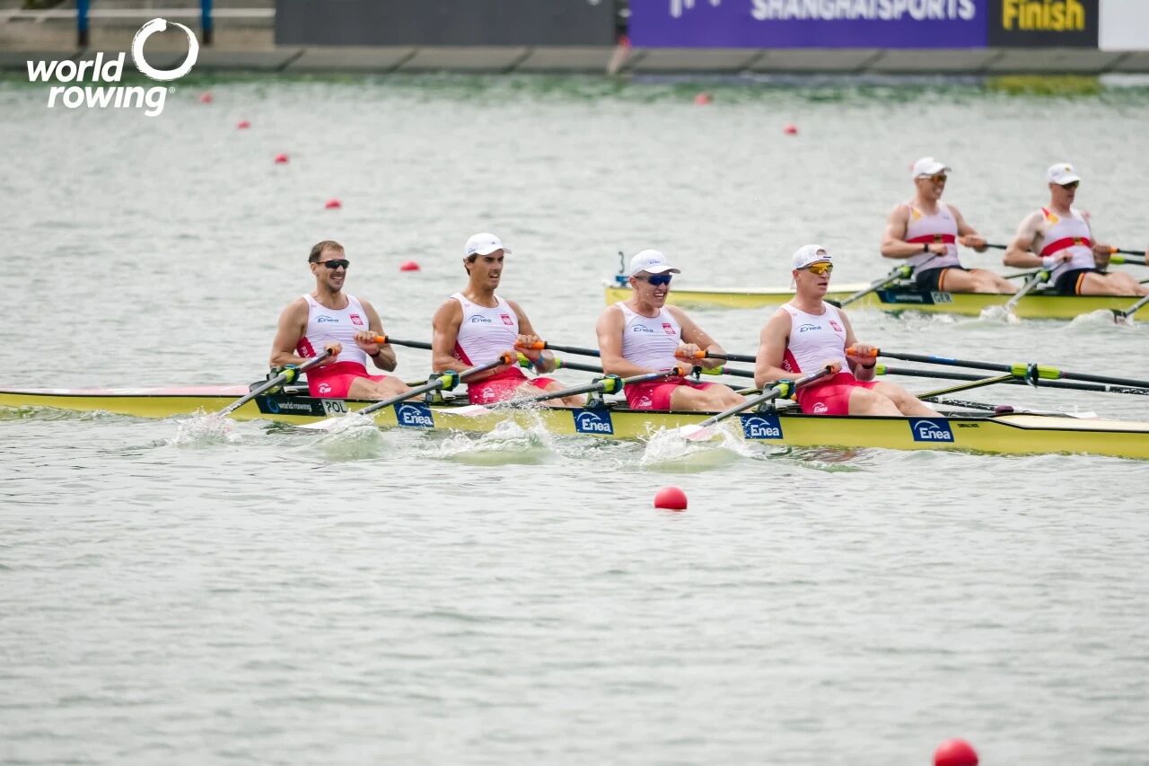 2025世界赛艇锦标赛在上海青浦水乡客厅·方厅水院开幕 (13).jpg