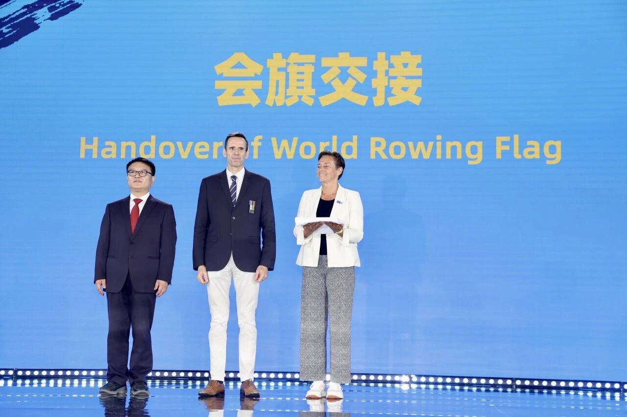 2025世界赛艇锦标赛在沪闭幕 海内外赛艇健儿难忘上海时刻 (11).jpg