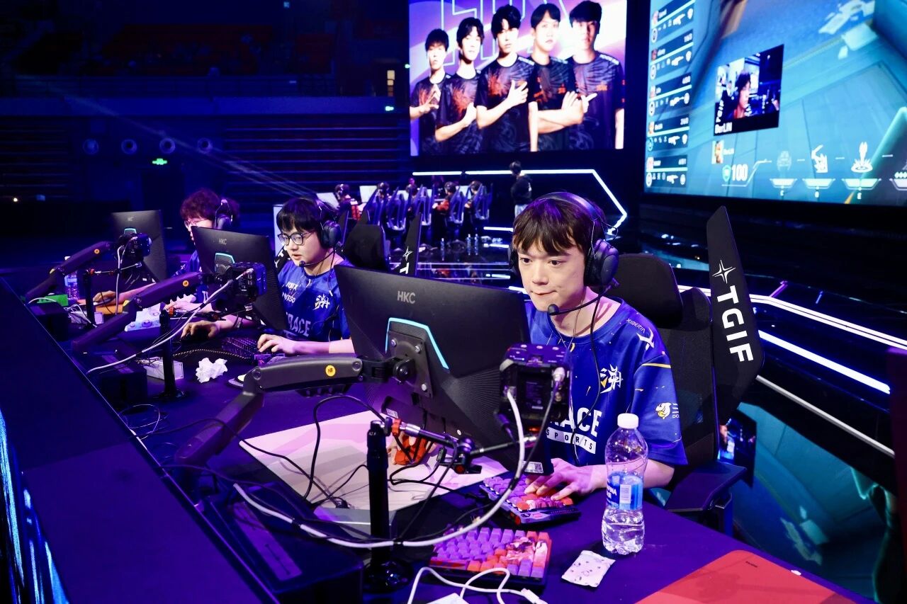 多方合力 共启“电竞梦剧场” 2025上海电竞大师赛拉开帷幕.jpg