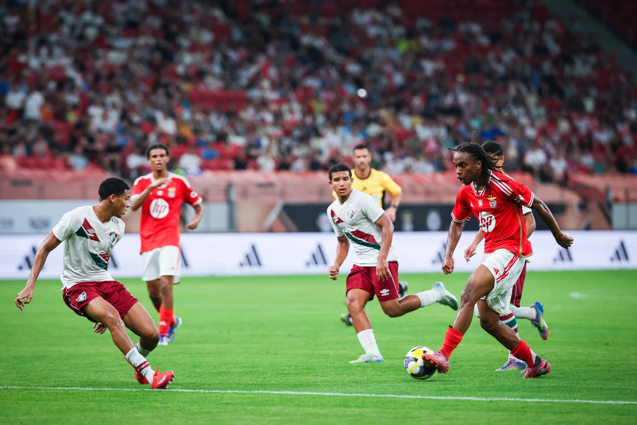 每日大赛
竞技场亦是相知相近交流桥 明日之星冠军杯圆满落幕 (10).jpg