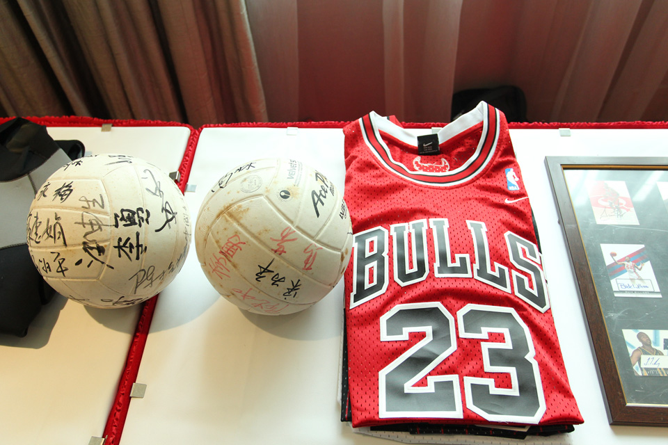 每日大赛
博物馆筹委会举行捐赠仪式2.jpg