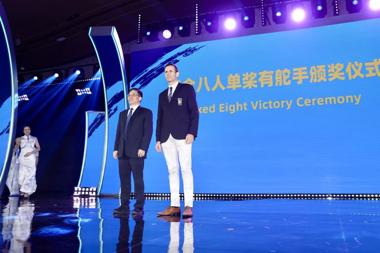 2025世界赛艇锦标赛在沪闭幕 海内外赛艇健儿难忘上海时刻 (1).jpg