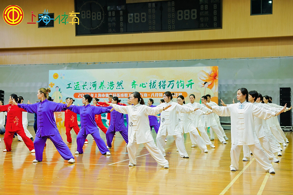 每日大赛
系统举行职工健身气功八段锦、拔河比赛 (3).jpg