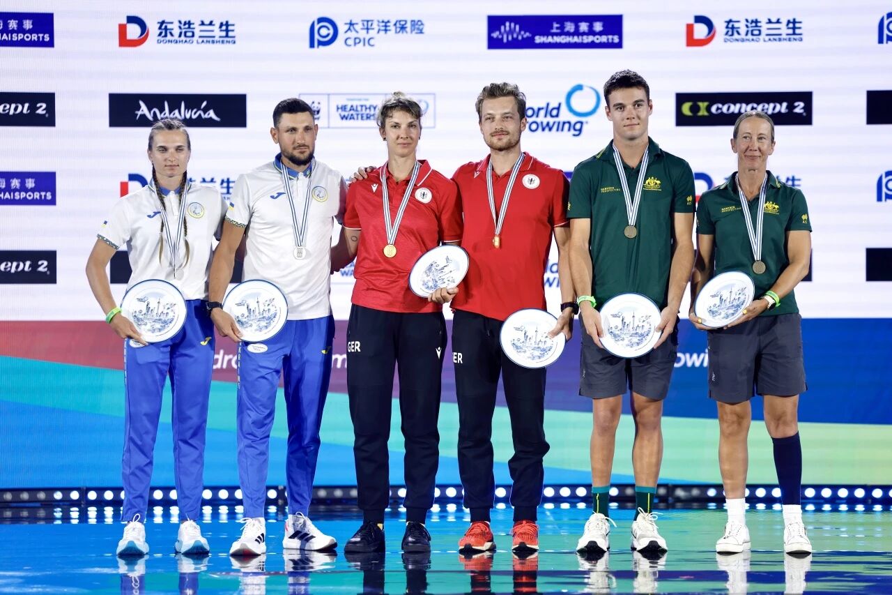 2025世界赛艇锦标赛在沪闭幕 海内外赛艇健儿难忘上海时刻 (10).jpg