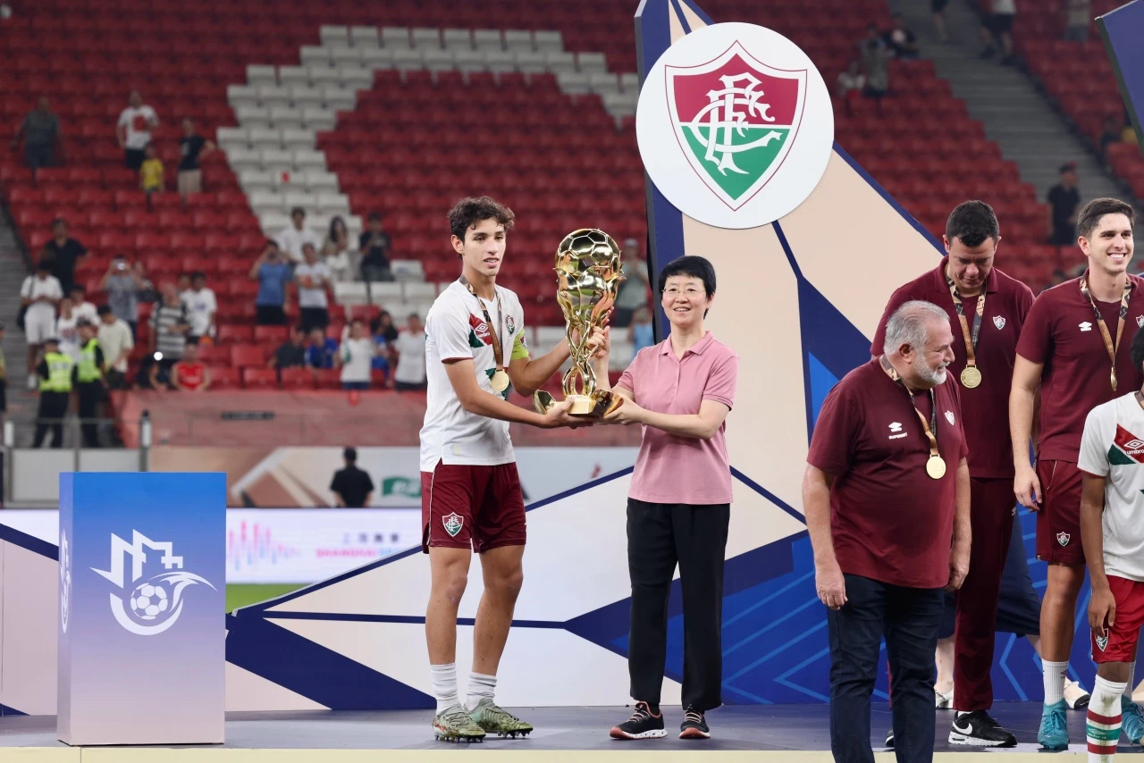 每日大赛
竞技场亦是相知相近交流桥 明日之星冠军杯圆满落幕 (1).jpg