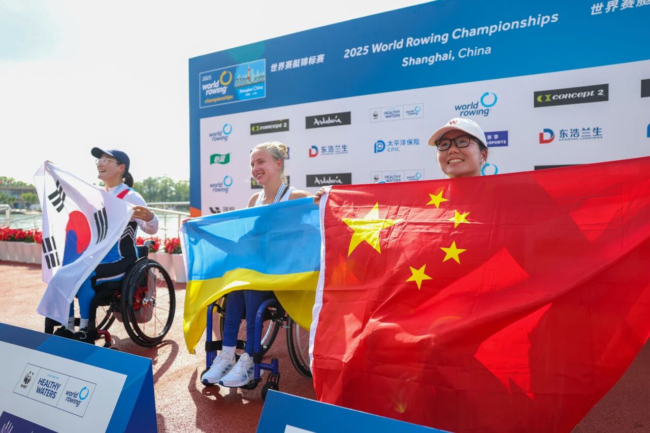 2025世界赛艇锦标赛在沪闭幕 海内外赛艇健儿难忘上海时刻 (22).jpg